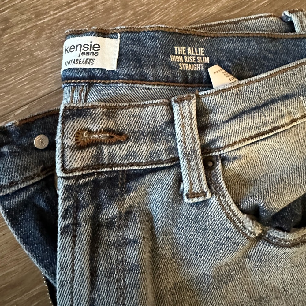 Kensie Vintage Luxe Jeans Bundle - Size 10 - Picture 3 of 3